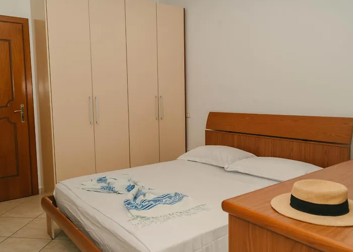 Kote\'S Home Beachfront Apartment 21