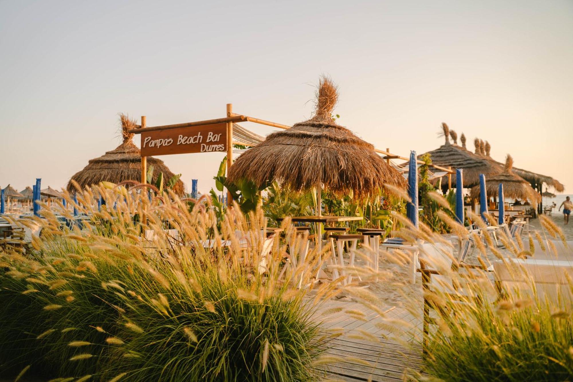 Kote's Beachfront 21